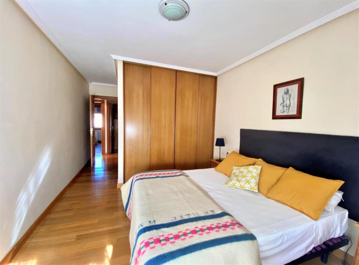 Housingleon - San Marcos Con Garaje Apartment Exterior photo